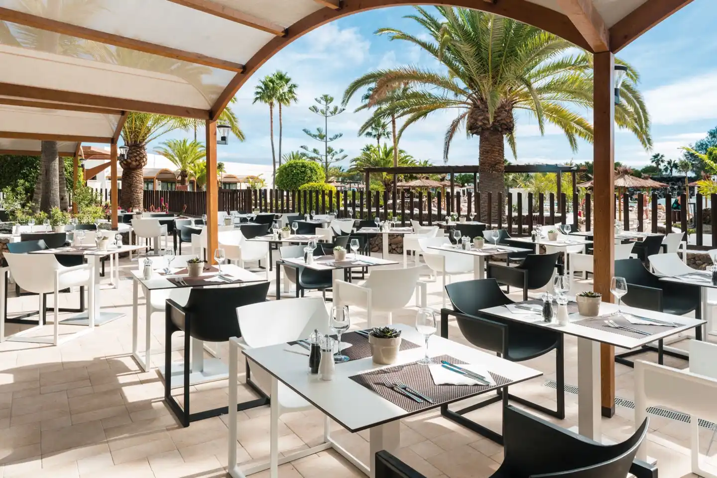 Elba Lanzarote Royal Village Resort Terrasse