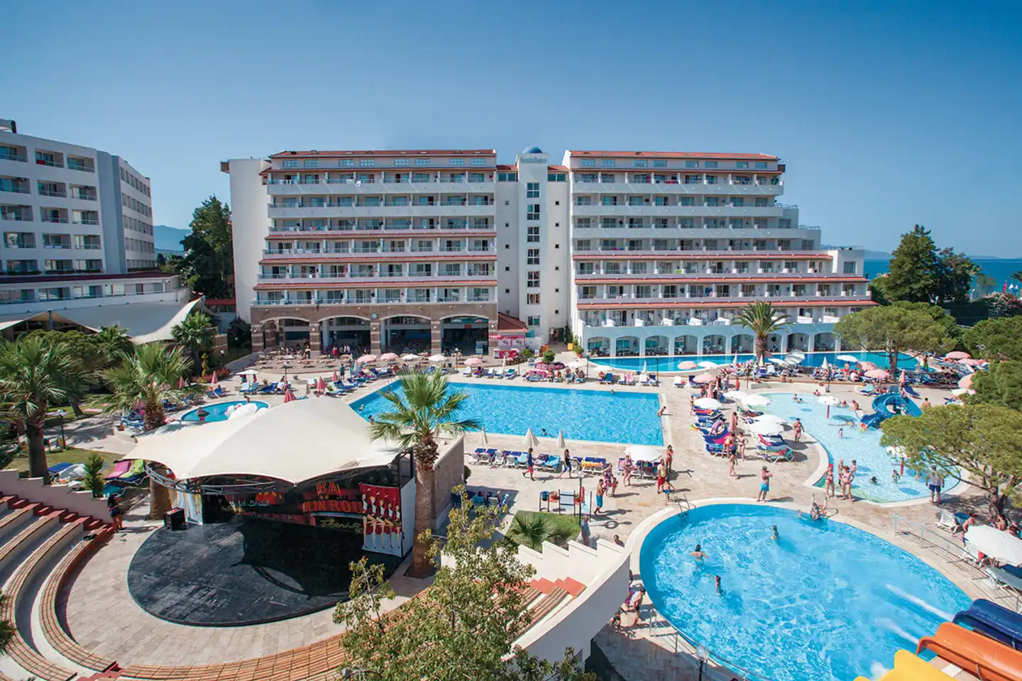Batihan Beach Resort Aussenansicht