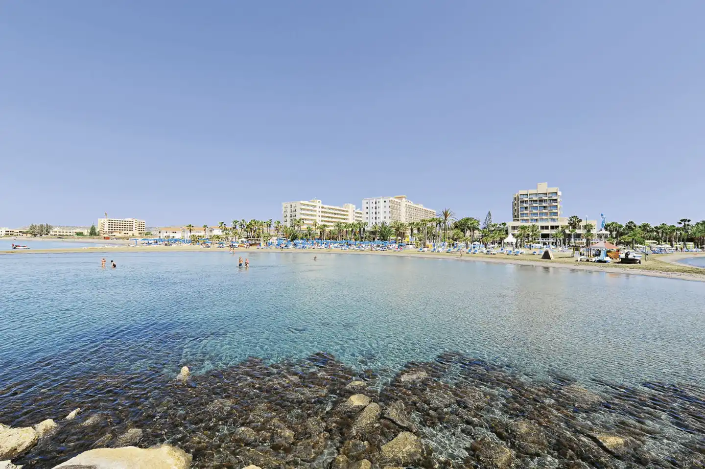 Sandy Beach Hotel & Spa Strand