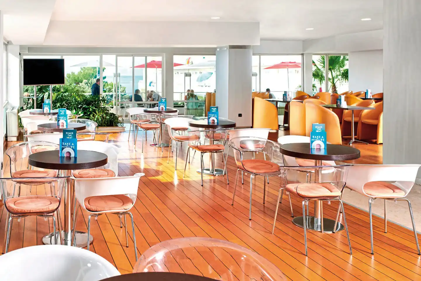 Delfin Plava Laguna Restaurant