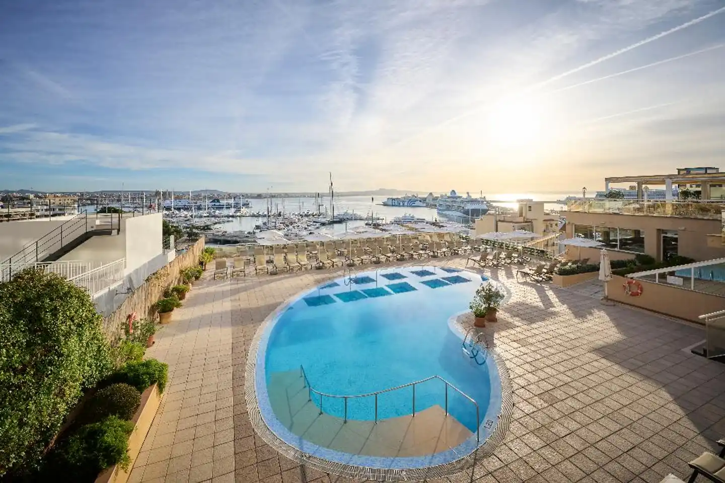 Catalonia Majórica Pool