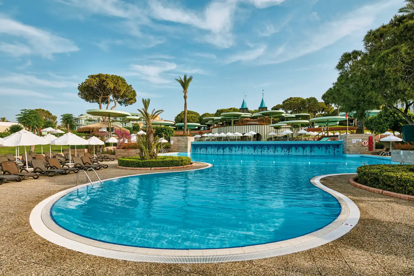 Gloria Verde Resort Pool