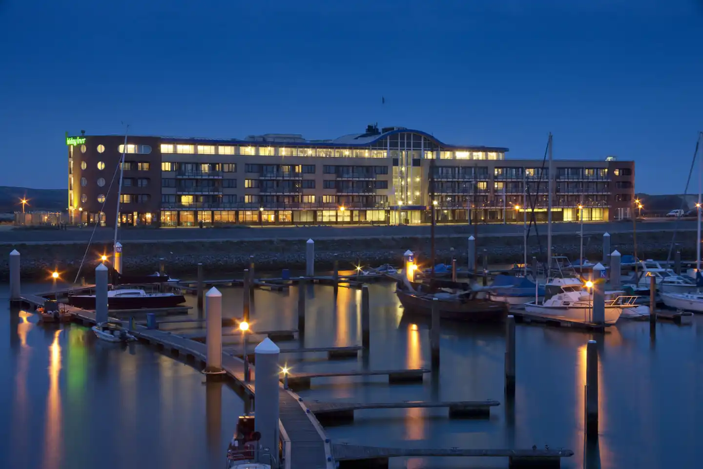 Leonardo Hotel IJmuiden Seaport Beach Aussenansicht