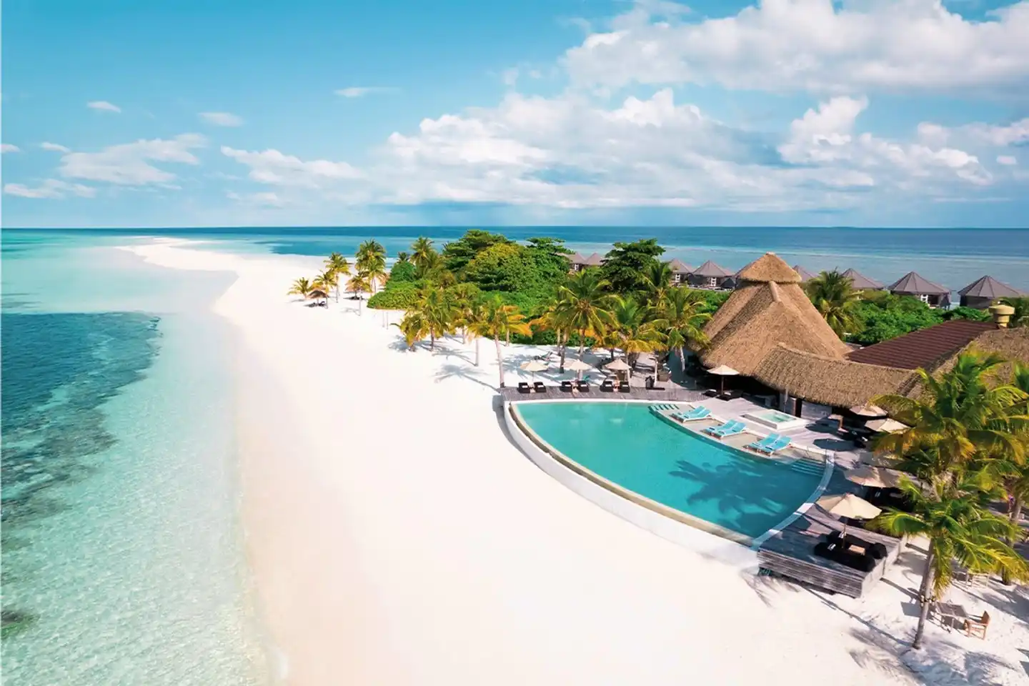 Kuredu Island Resort & Spa Pool