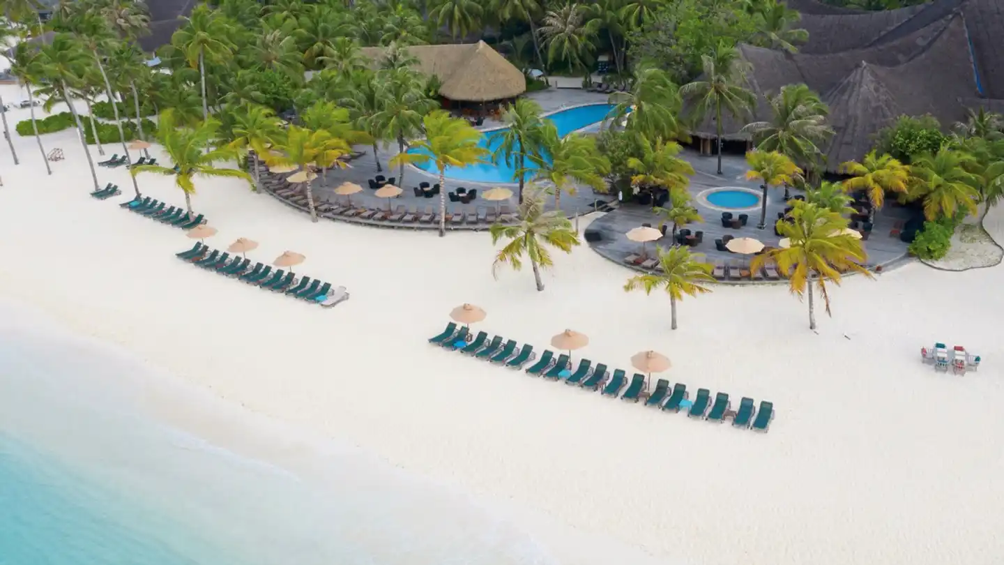 Kuredu Island Resort & Spa Strand