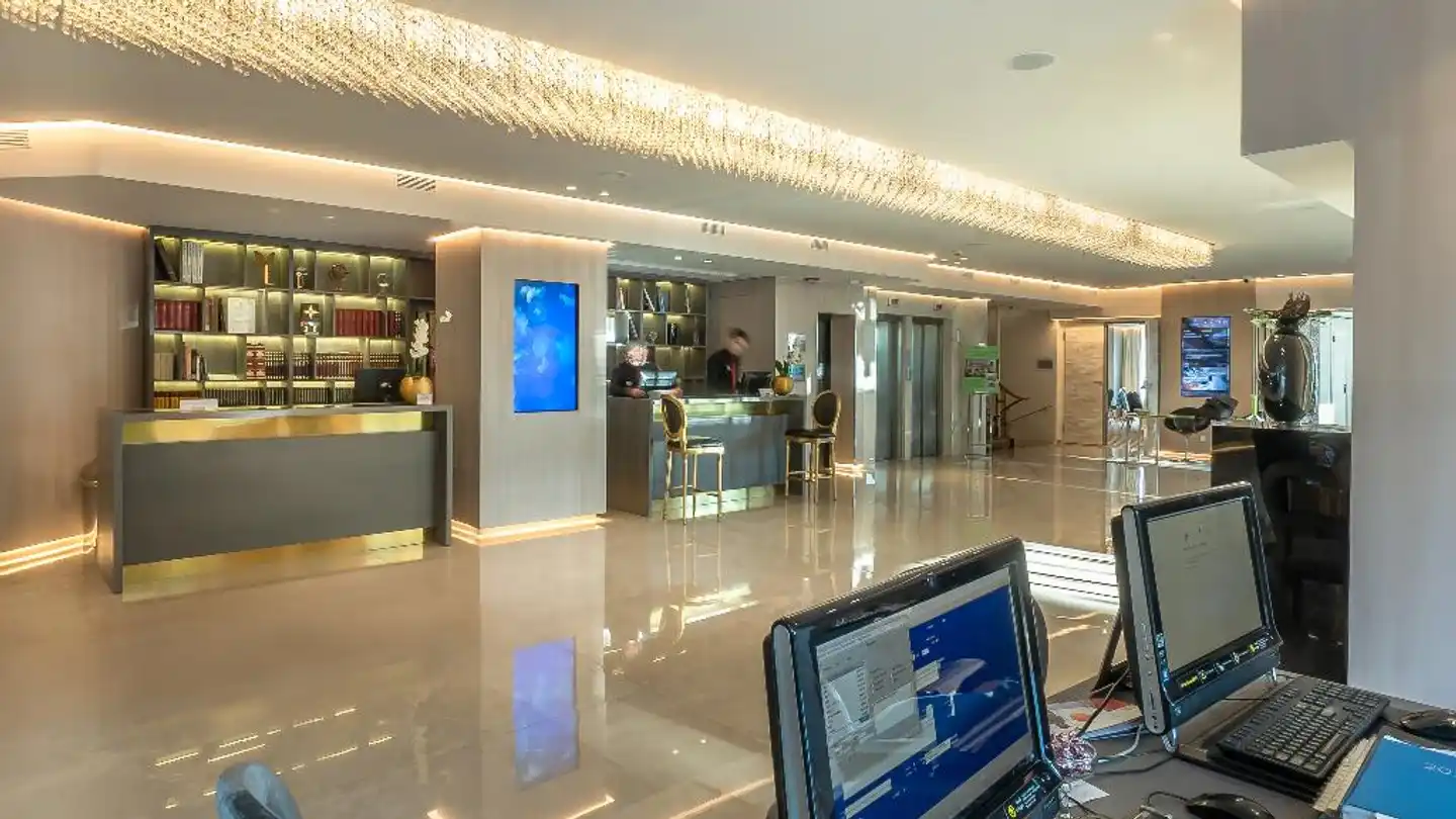 St. George Lycabettus Boutique Hotel Lobby