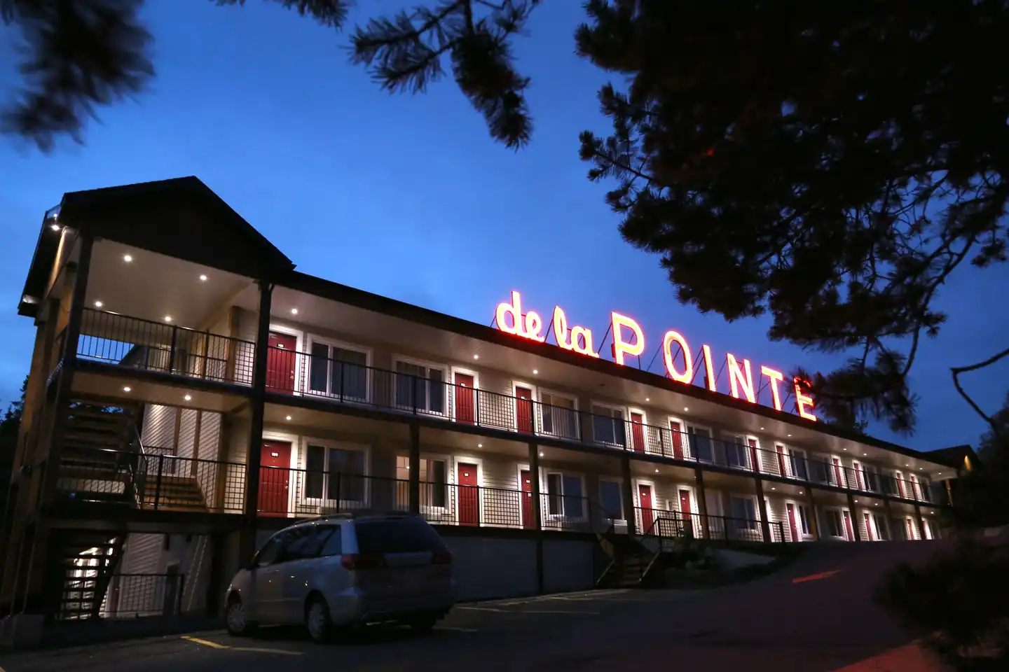 Auberge de la Pointe Aussenansicht