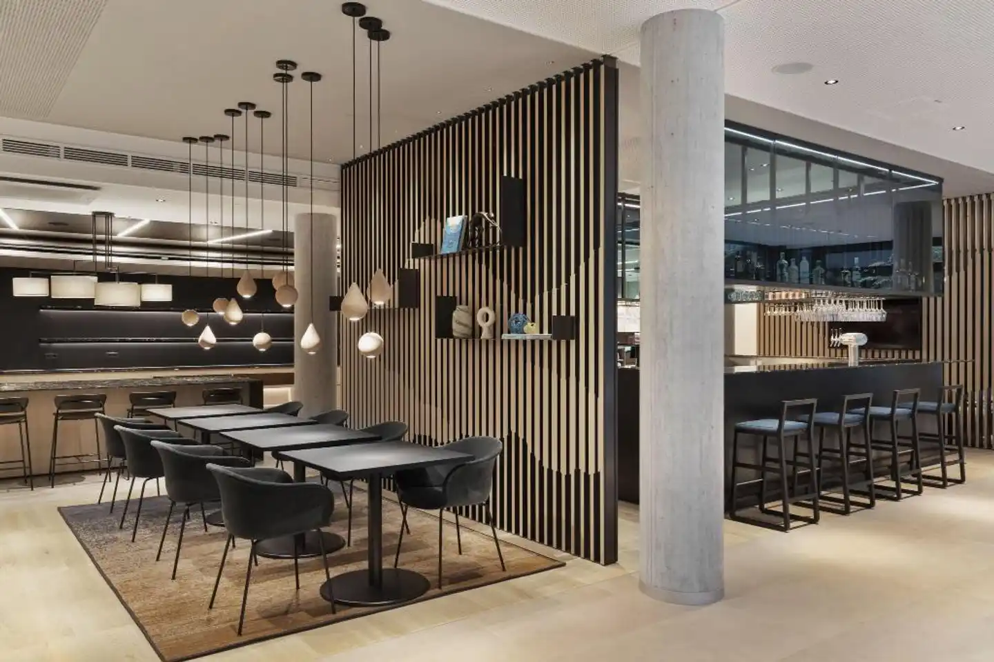 Courtyard by Marriott Freiburg Lobby