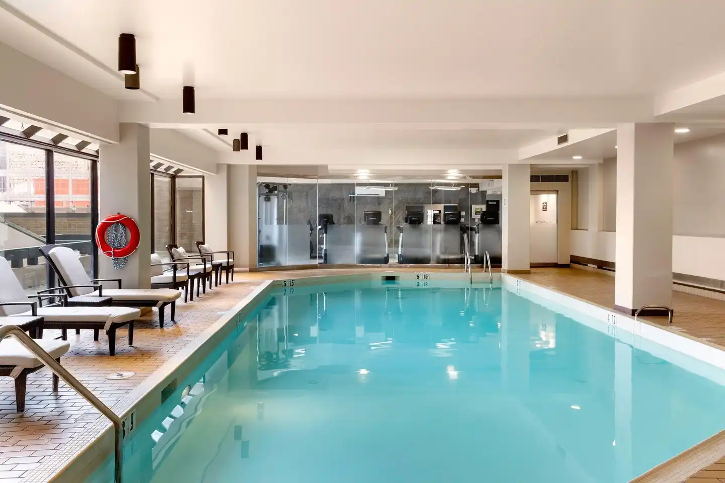 The Westin Edmonton Hallenbad