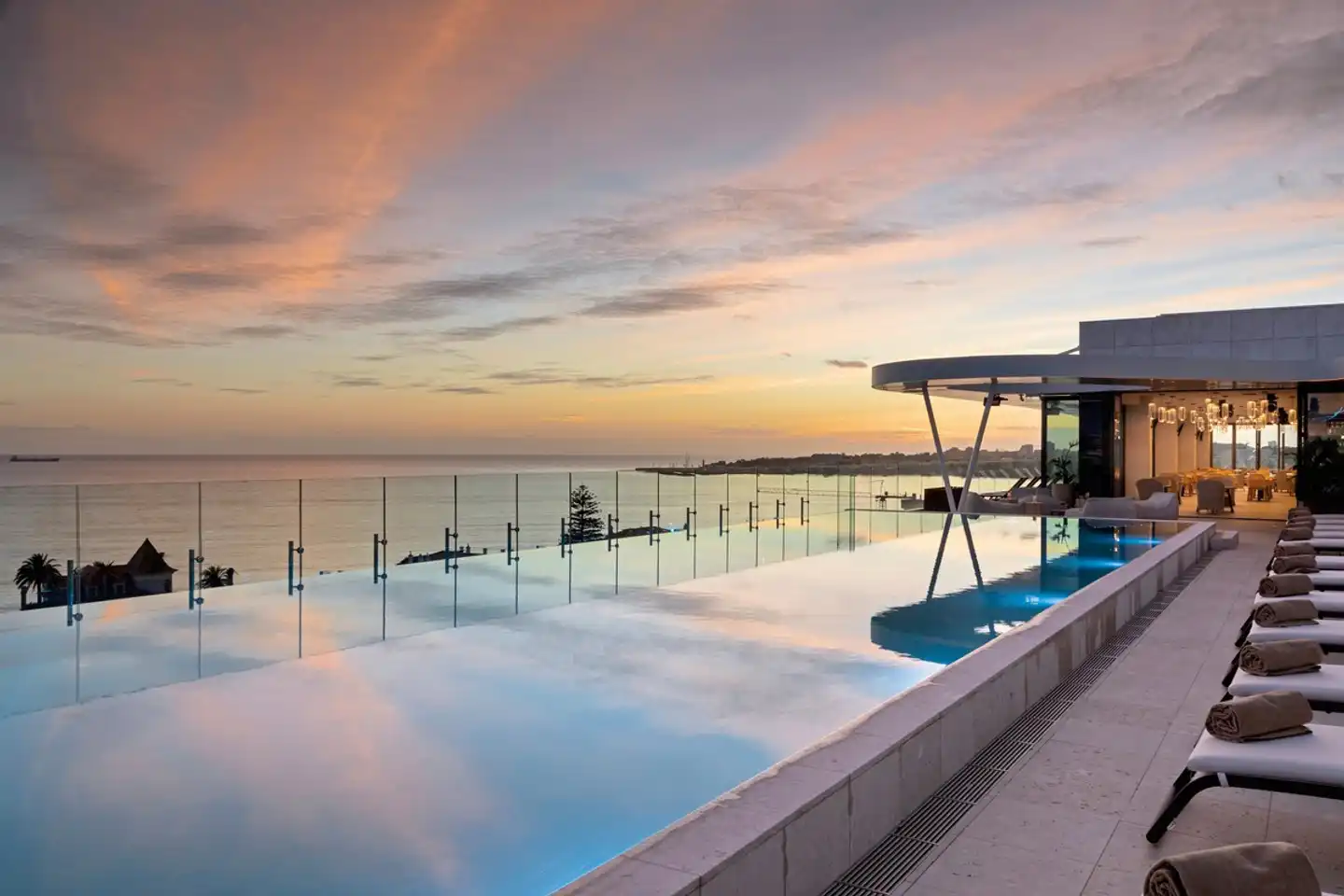 EVOLUTION Cascais-Estoril Pool