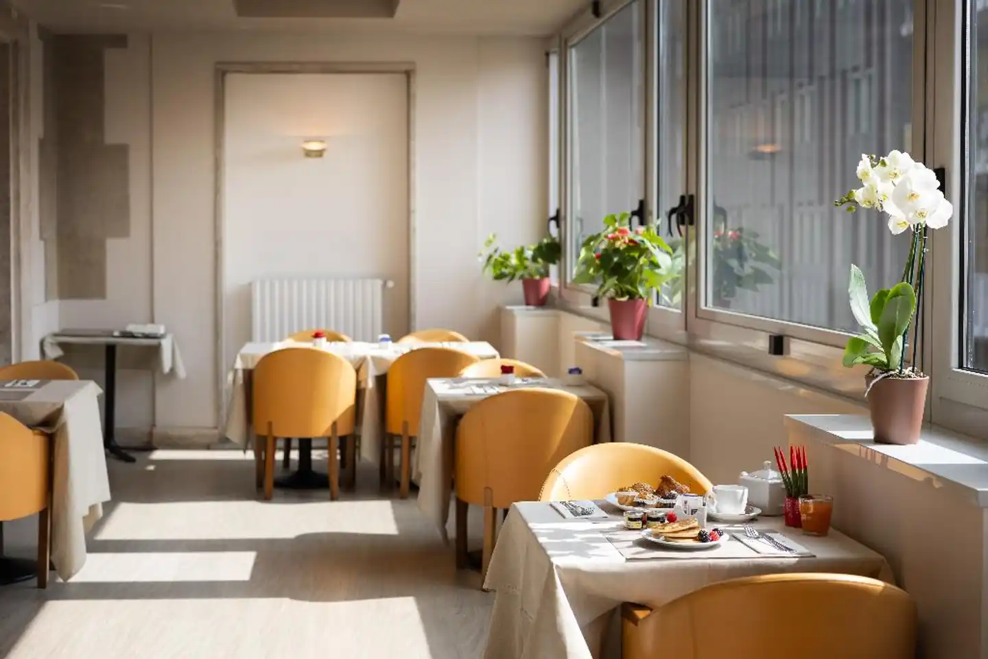iH Hotels Milano Ambasciatori Restaurant