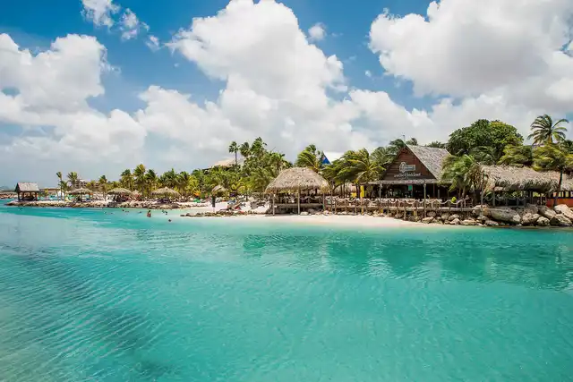 LionsDive Beach Resort Aussenansicht