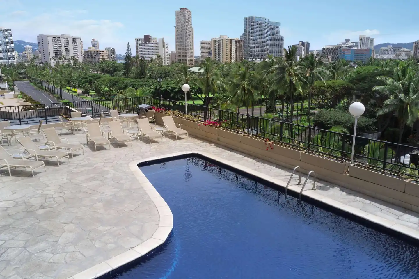 Aqua Palms Waikiki Pool