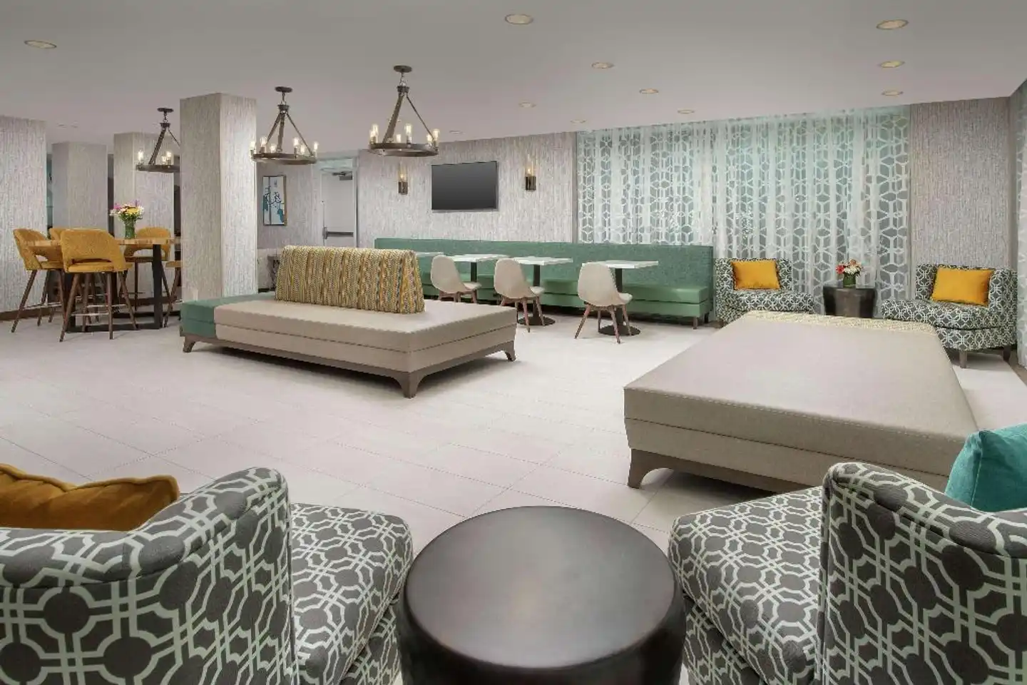 Hilton Garden Inn Miami Brickell South Lobby