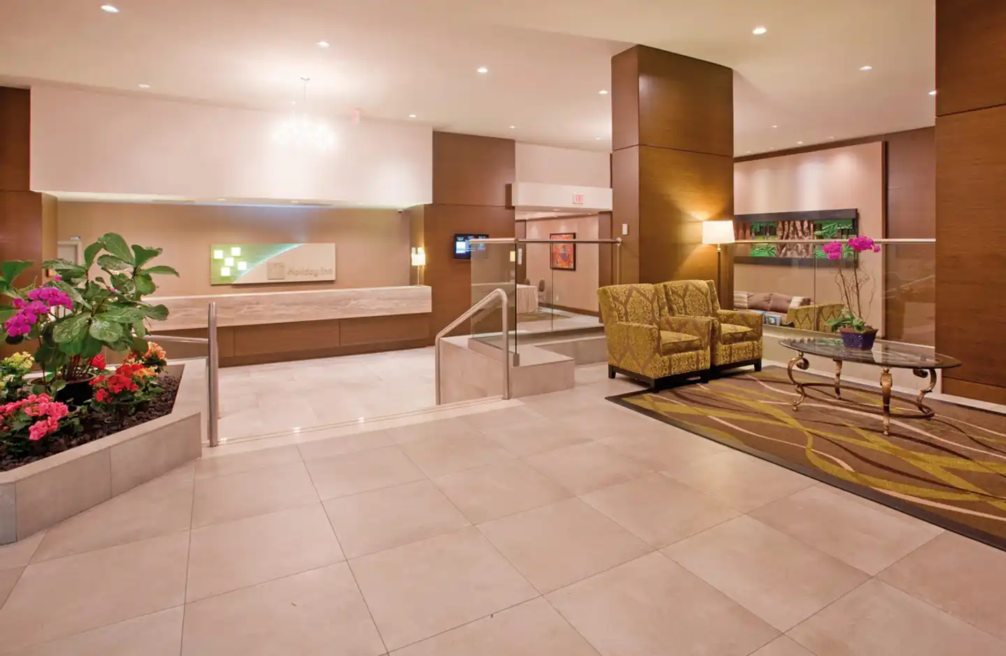 Holiday Inn Vancouver Centre Broadway Lobby
