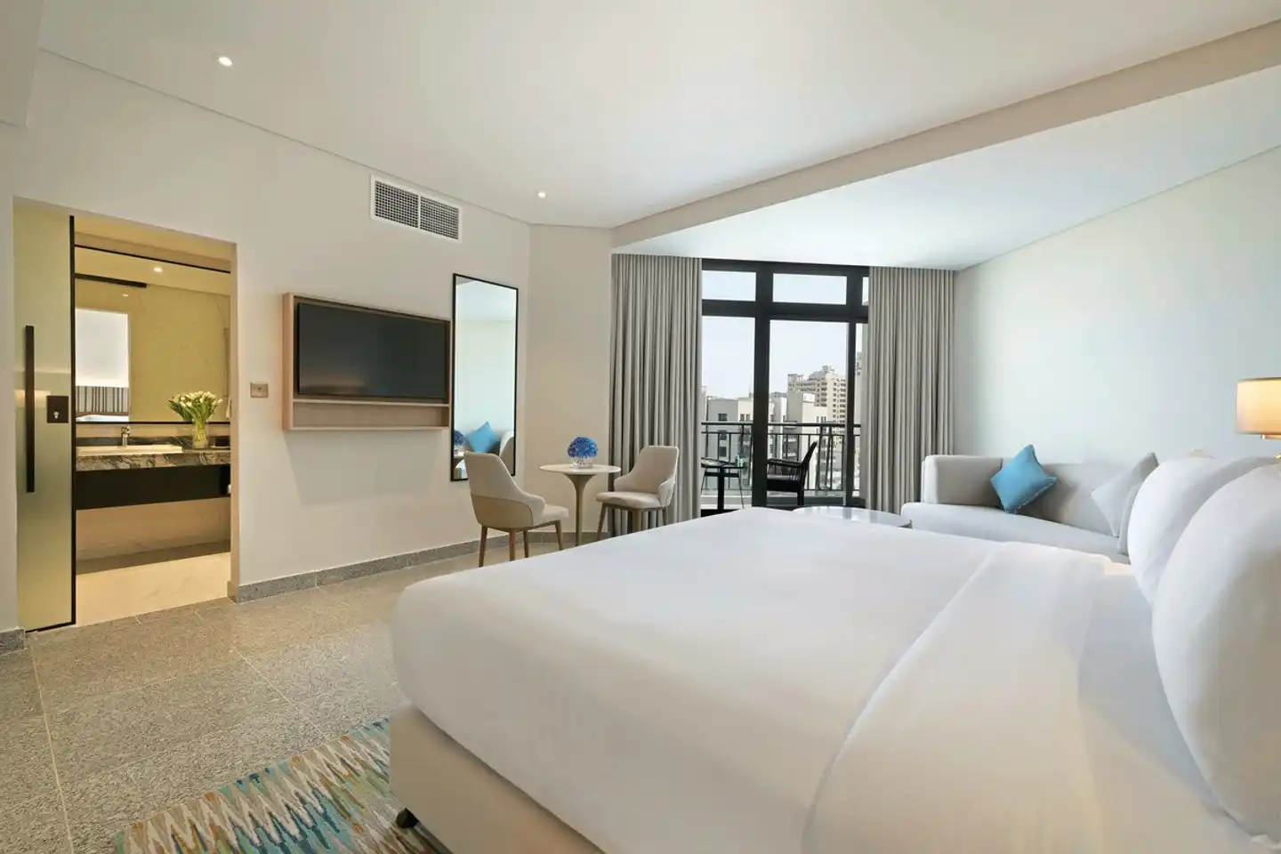 Arabian Park Dubai, an Edge by Rotana Hotel Wohnbeispiel