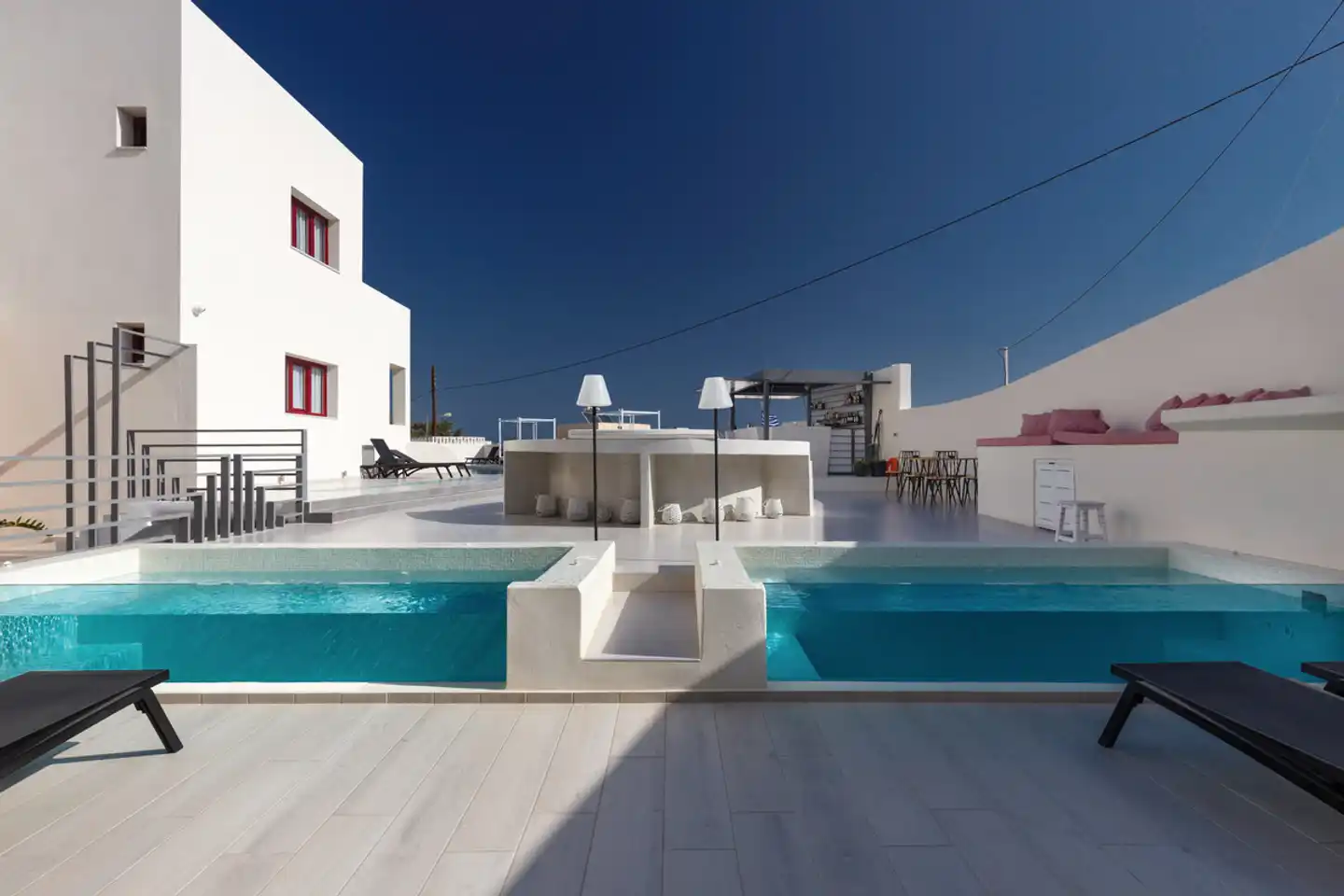 MAR n MAR Crown Hotel and Suites Pool