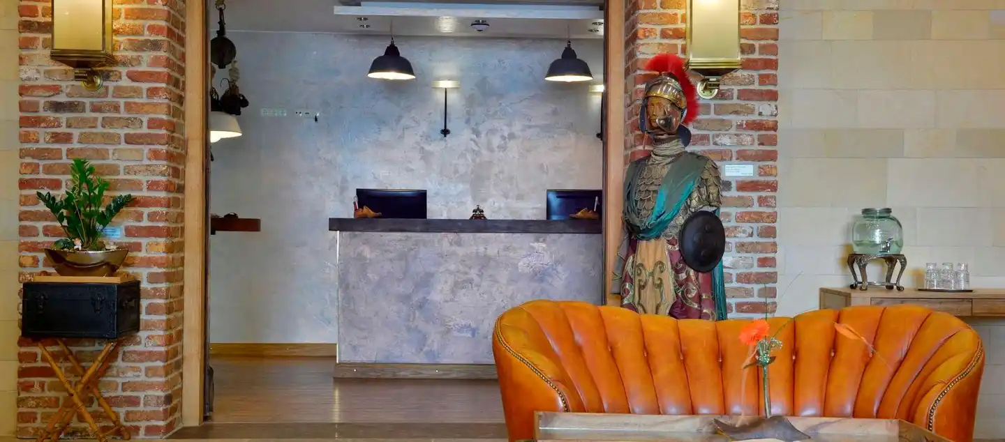 Alpenhof Lobby