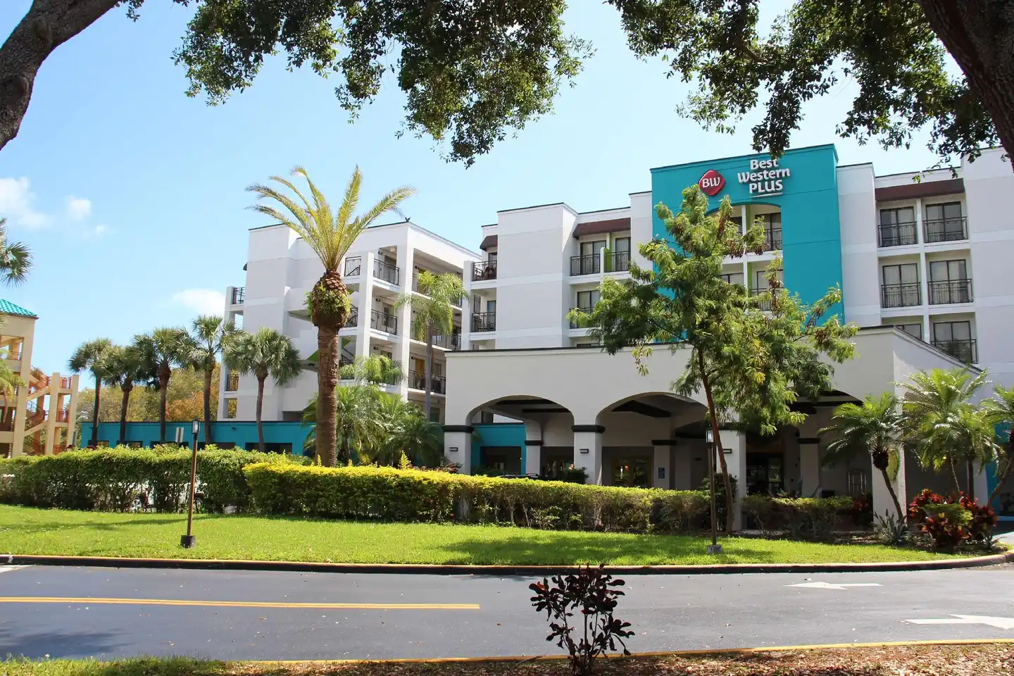 Best Western Plus Deerfield Beach Hotel & Suites Aussenansicht