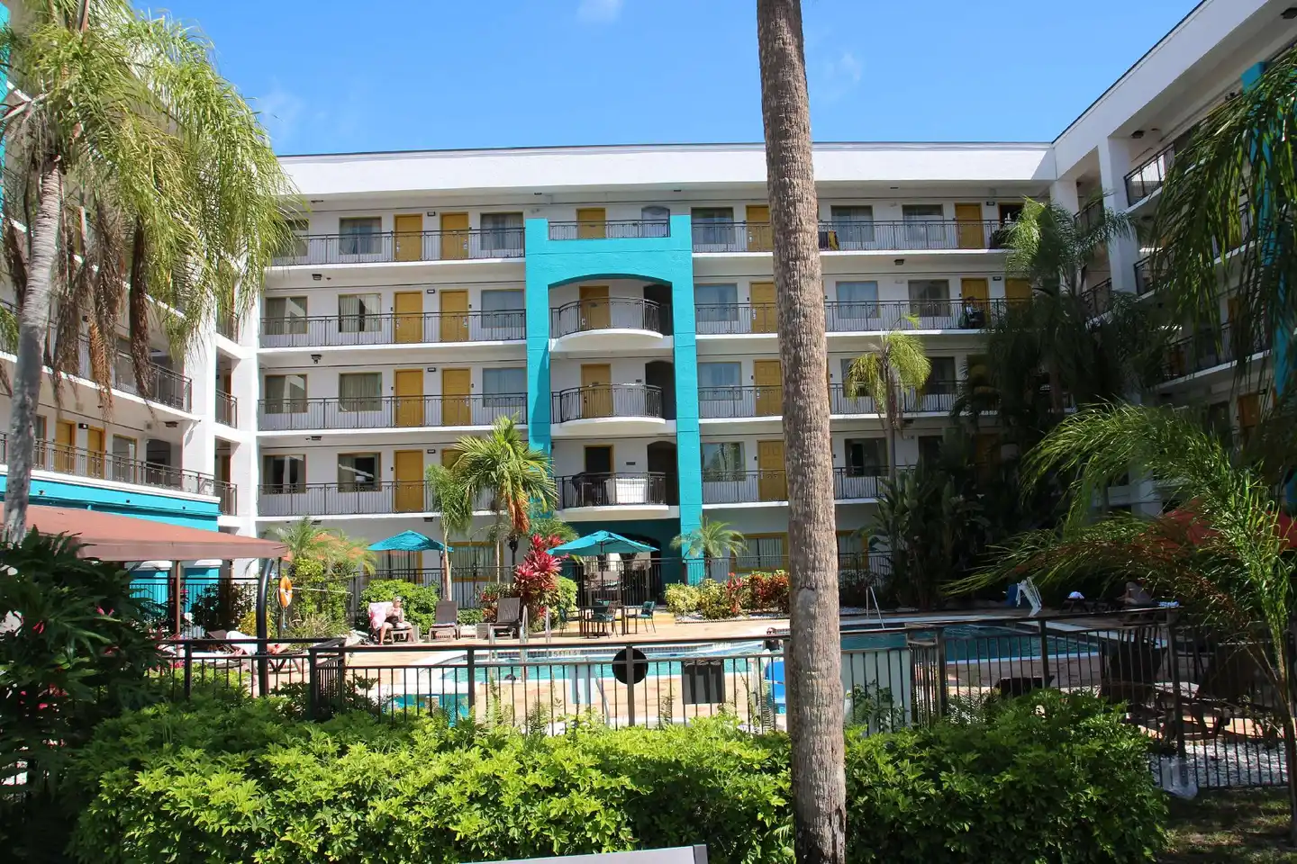 Best Western Plus Deerfield Beach Hotel & Suites Aussenansicht