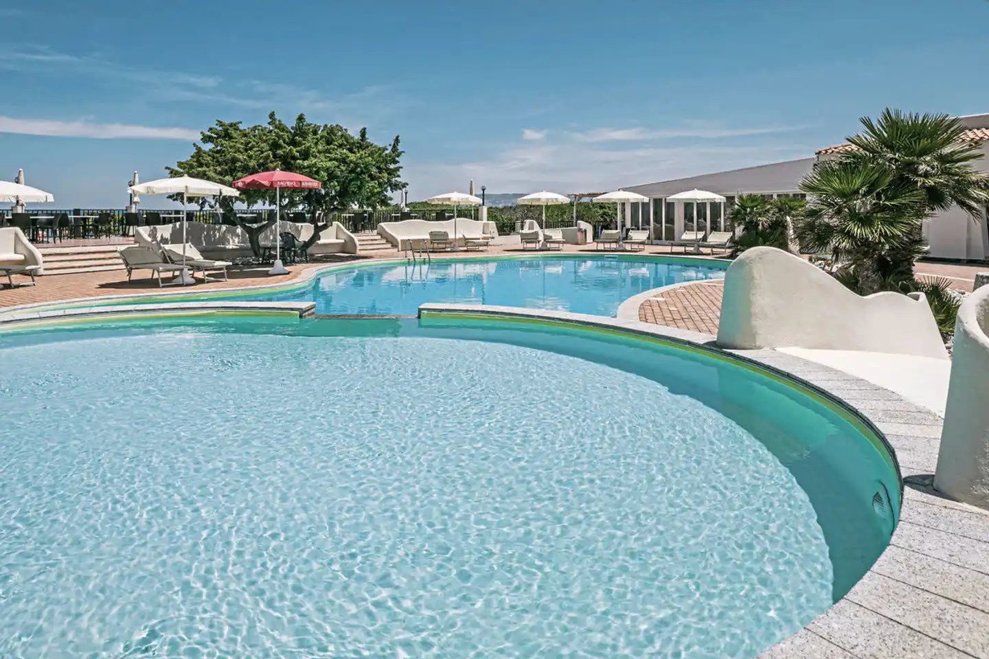 MClub Del Golfo Pool