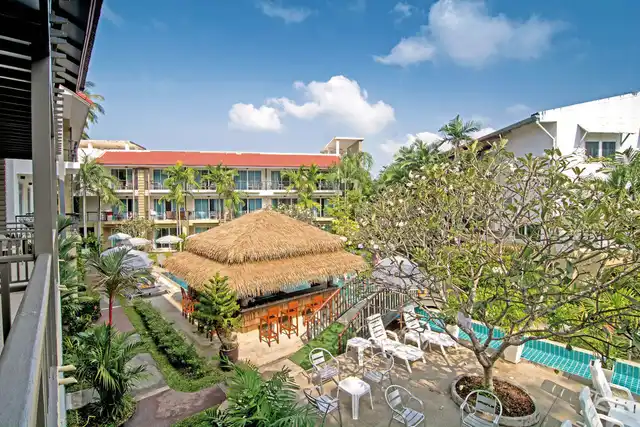 Baan Karon Resort Aussenansicht
