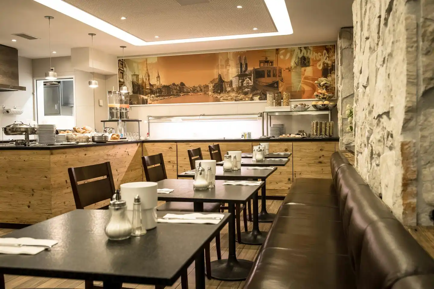 Hotel Alexander Restaurant