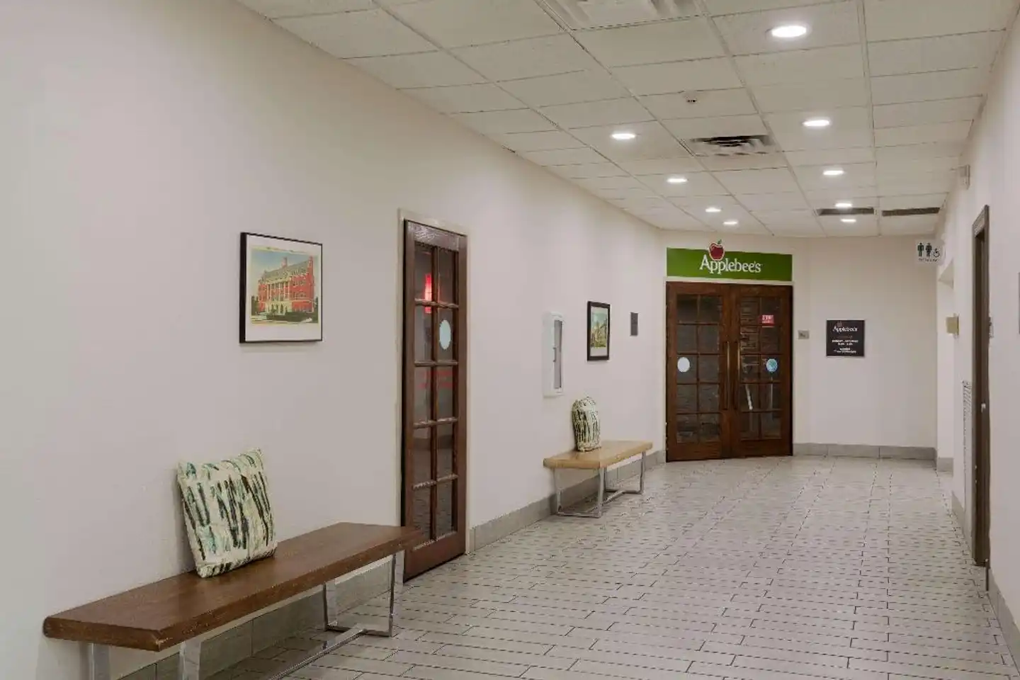 Wyndham Garden Tallahassee Capitol Lobby