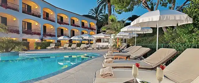 Della Piccola Marina Pool