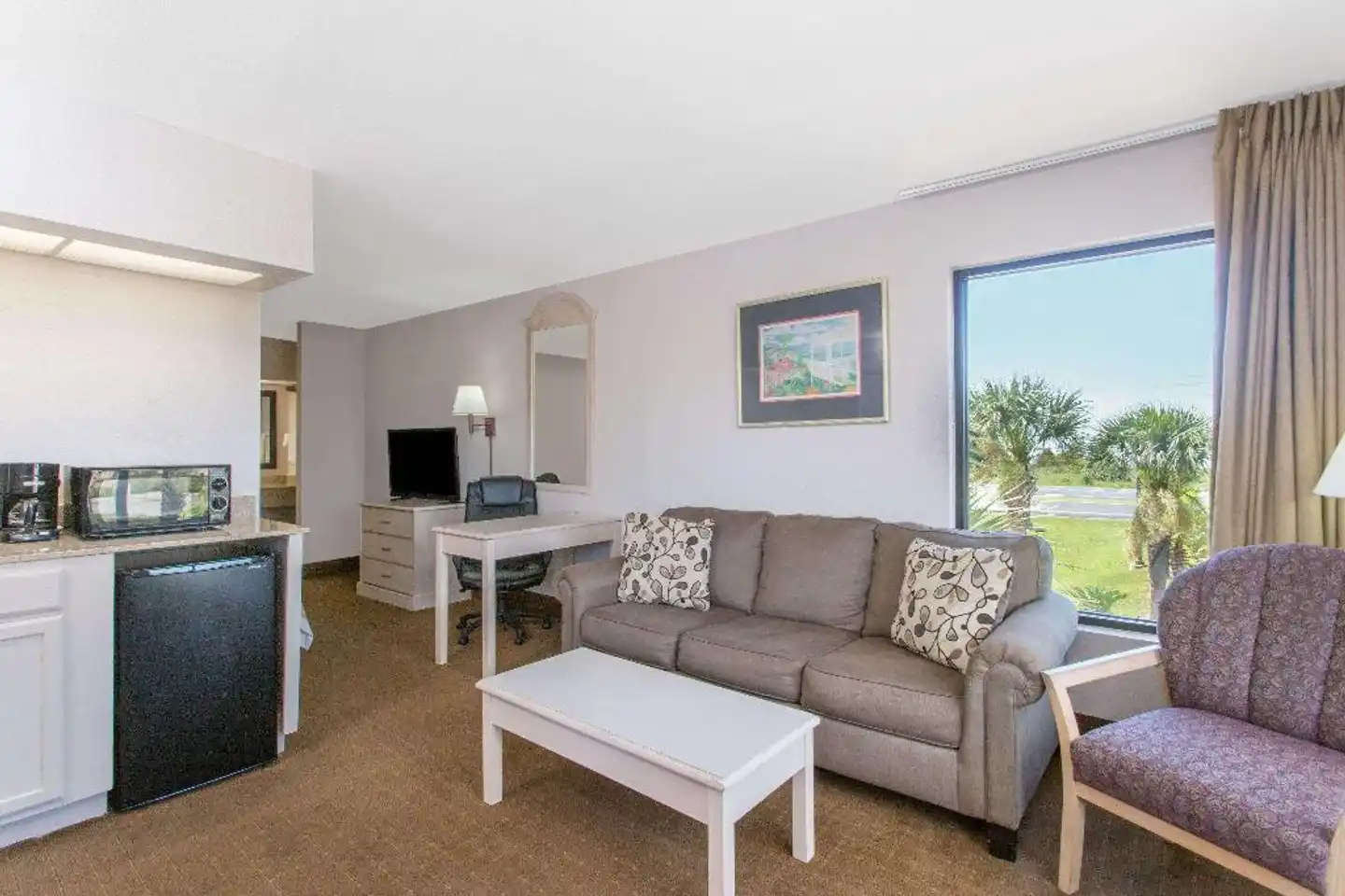 Days Inn & Suites Navarre Conference Center Wohnbeispiel