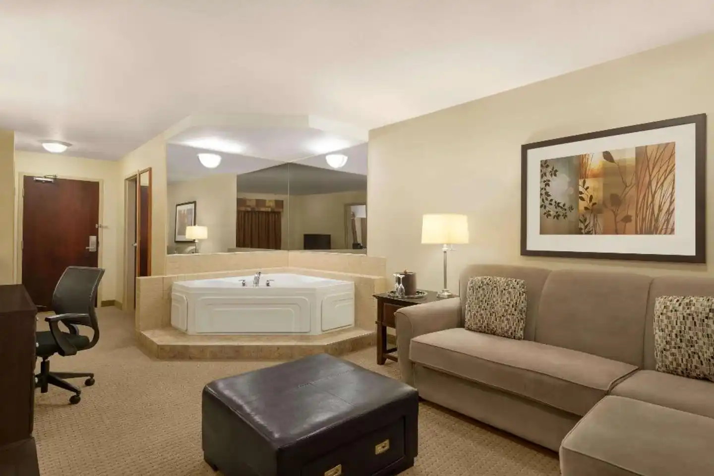 Ramada by Wyndham Drayton Valley Wohnbeispiel