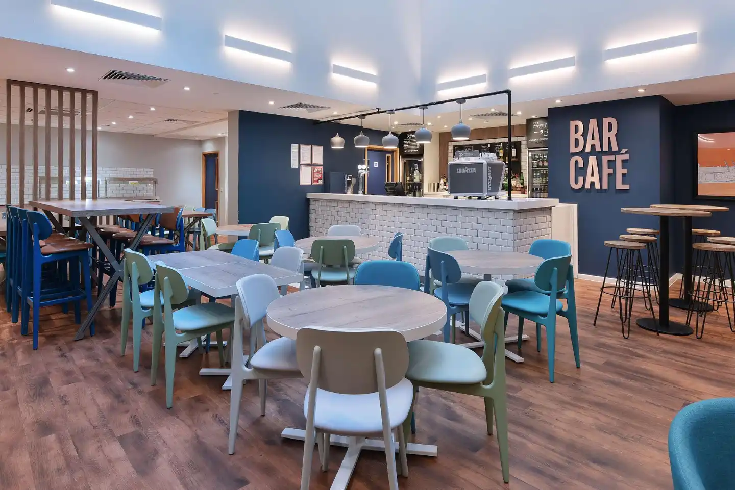 Travelodge London Central Southwark Bar
