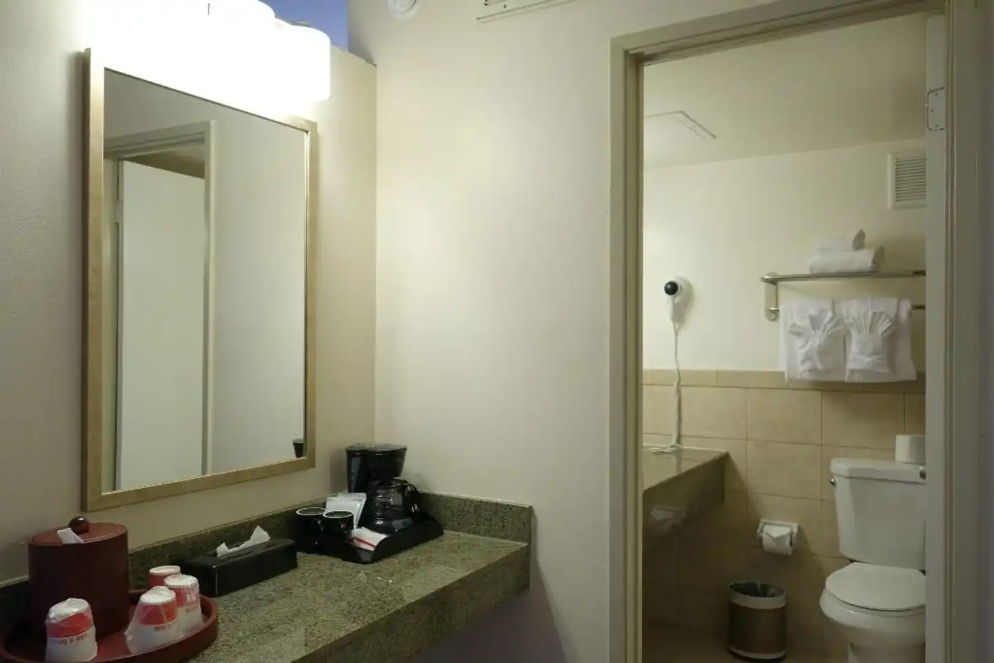 Ramada by Wyndham Sacramento Wohnbeispiel