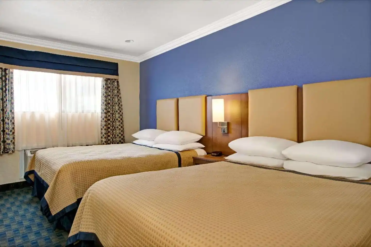 Days Inn by Wyndham San Francisco - Lombard Wohnbeispiel