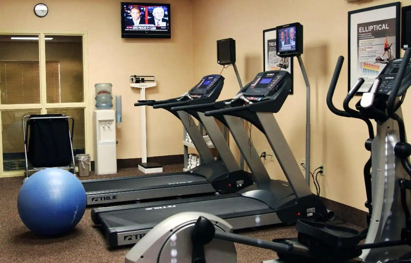 Hampton Inn & Suites Seal Beach Sport und Entertainment