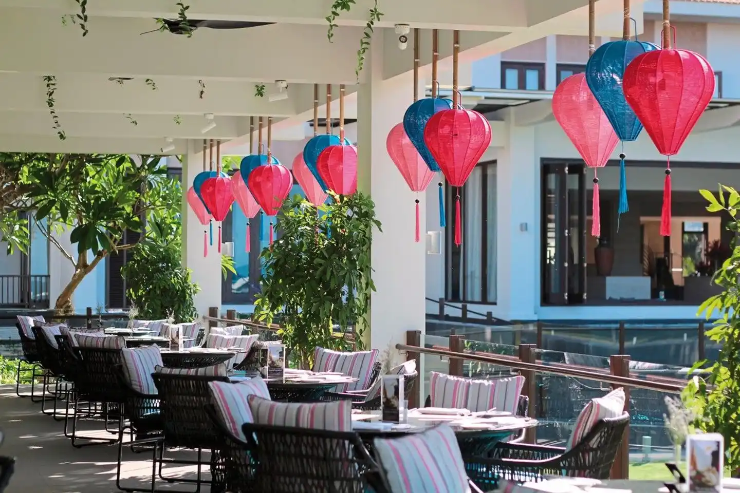 Pullman Danang Beach Resort Restaurant