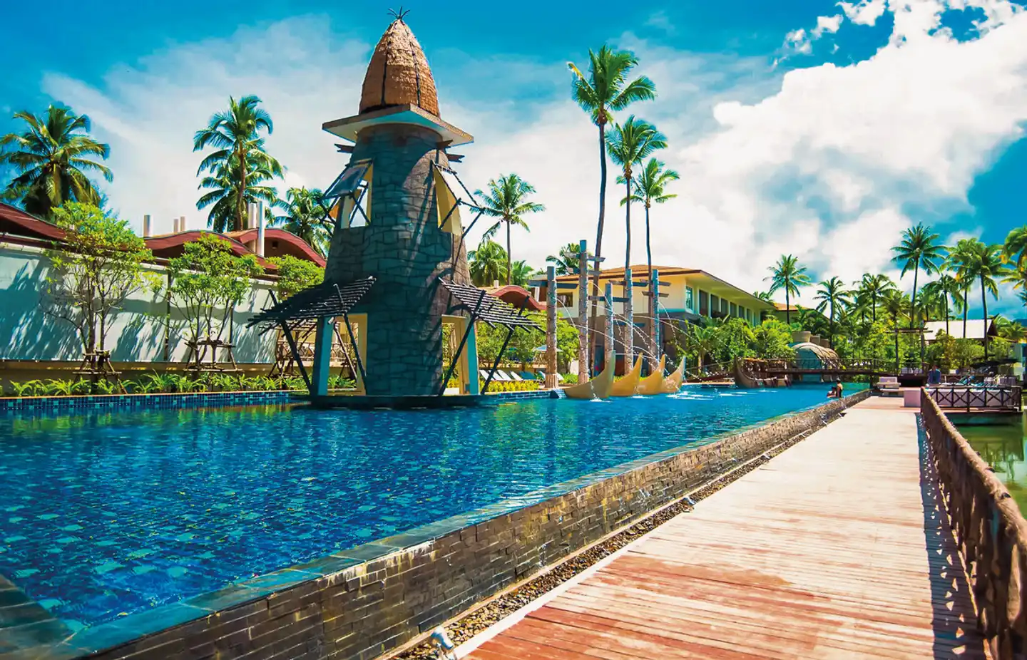 Graceland Khaolak Beach Resort Pool