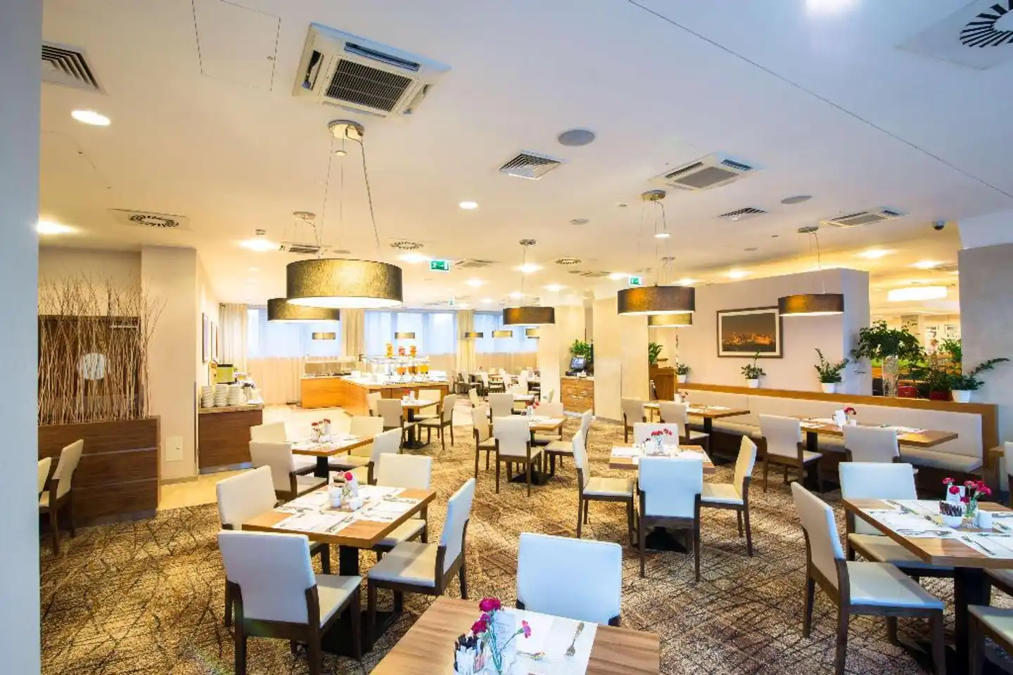 Hilton Garden Inn Krakow Restaurant