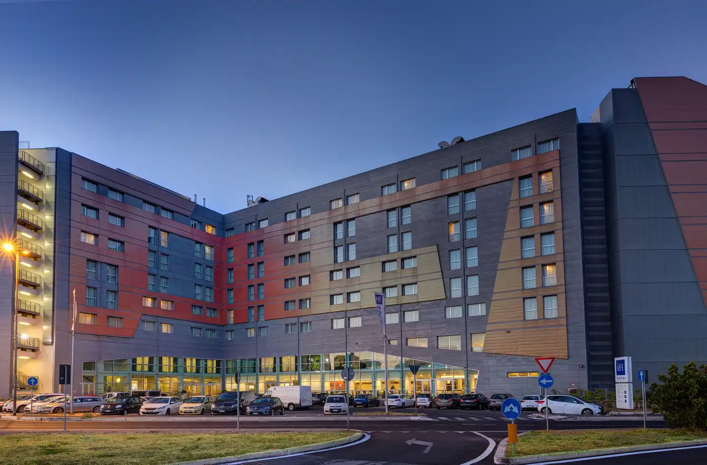 IH Hotels Roma Z3 Aussenansicht