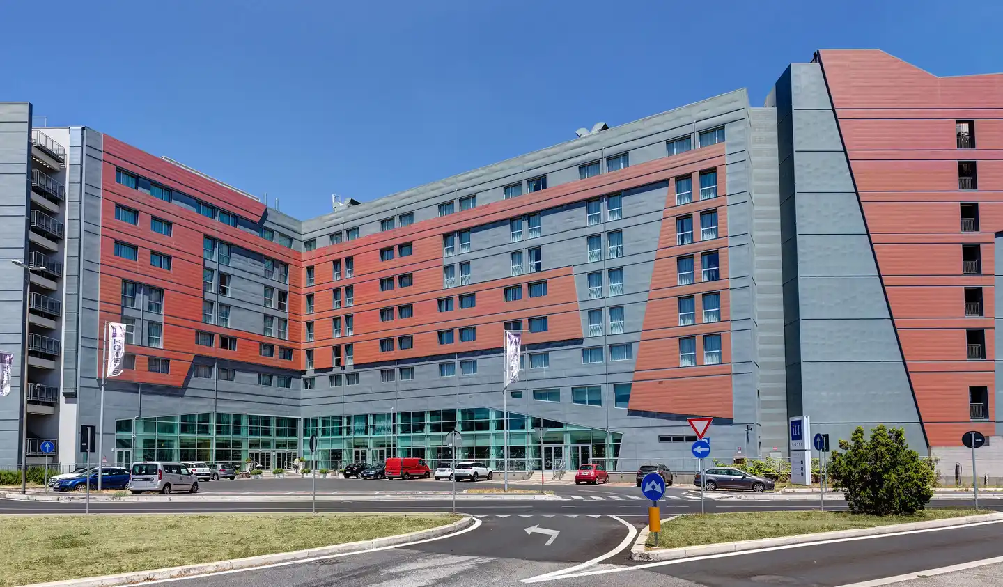 IH Hotels Roma Z3 Aussenansicht