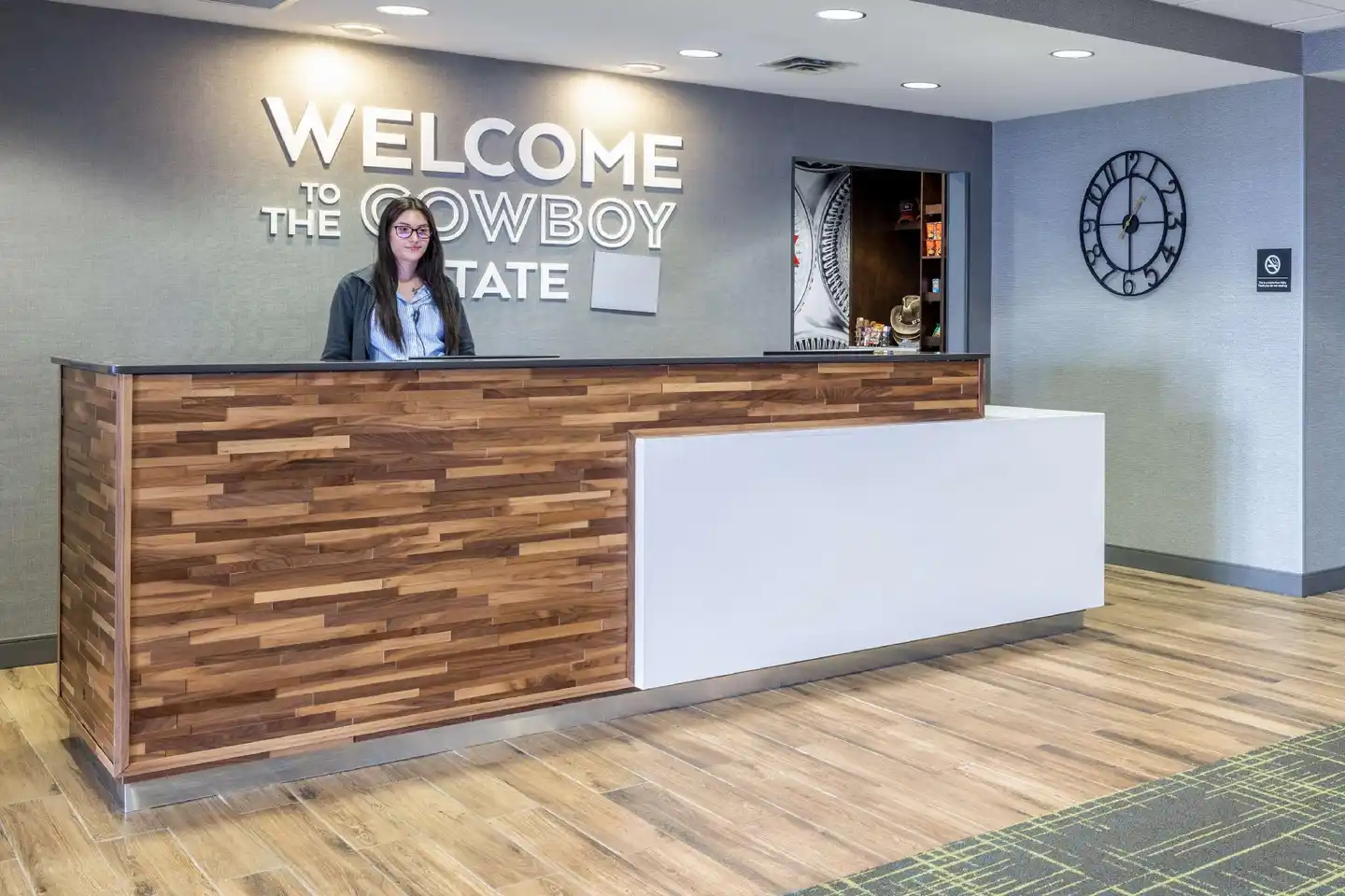 Hampton Inn & Suites Casper Lobby