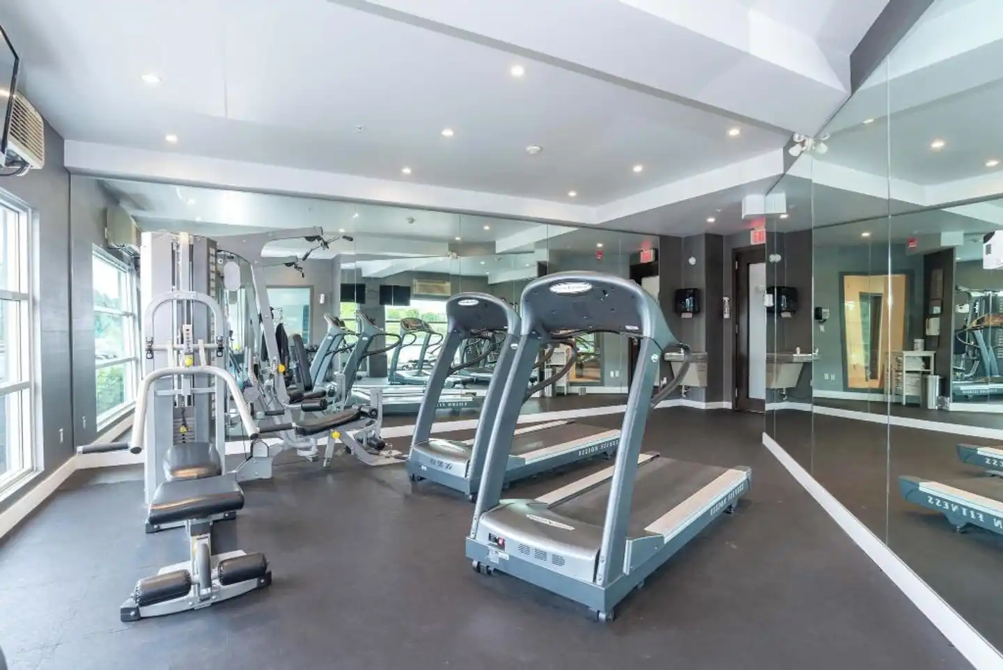 Sandman Signature Langley Hotel Sport und Entertainment