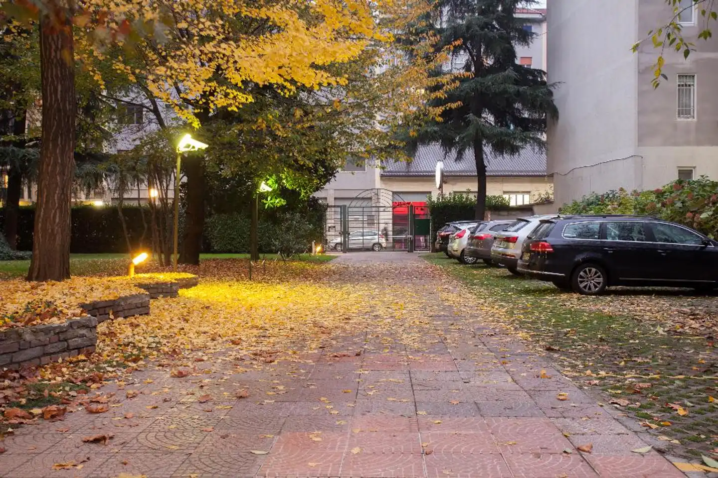 iH Aparthotel Milano Argonne Park Garten