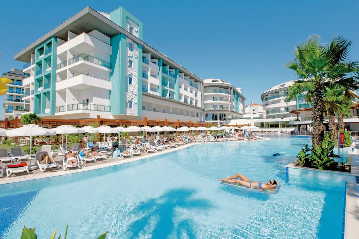 Seashell Resort & Spa Pool
