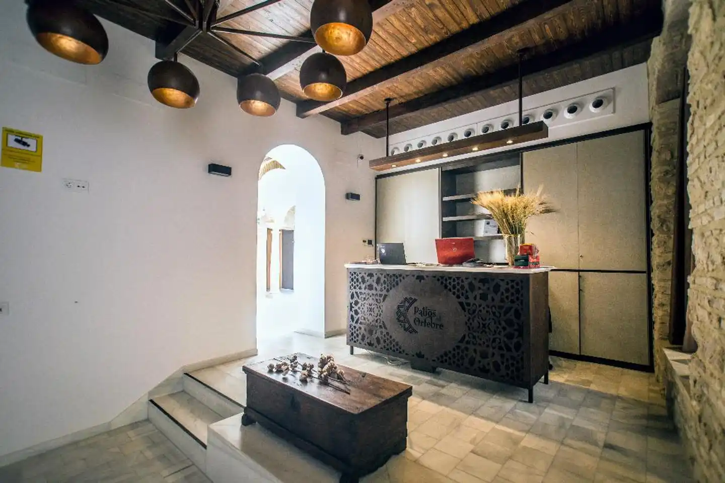 Patios del Orfebre Lobby