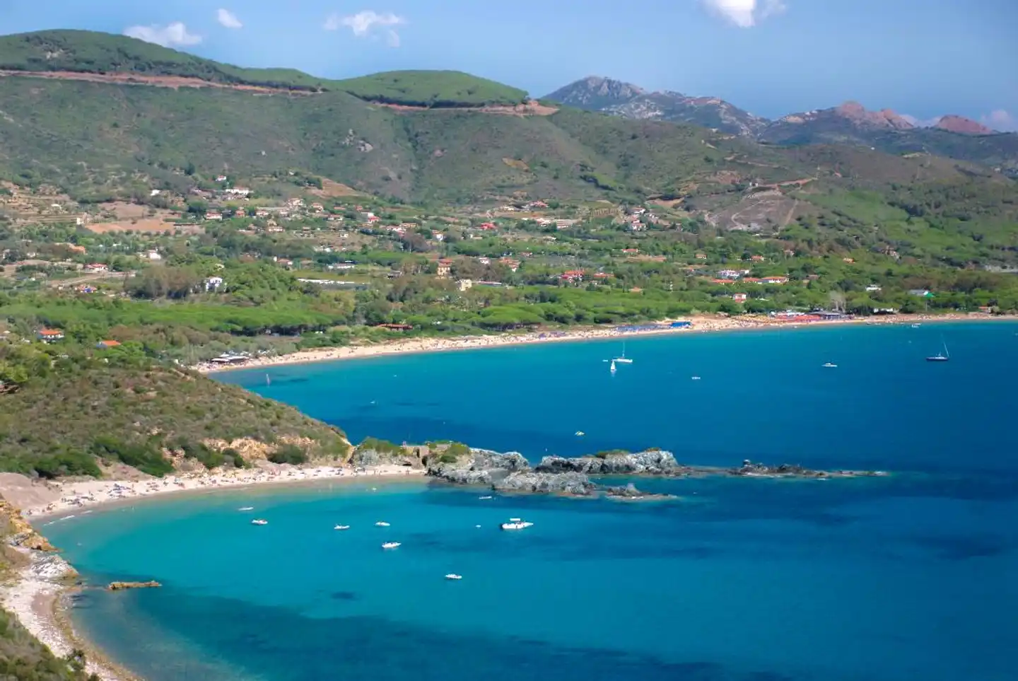 Residence Golfo Della Lacona Landschaft