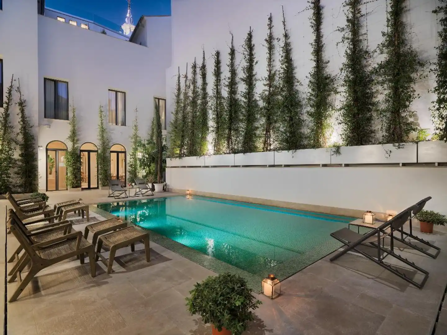 H10 Palacio Colomera Pool