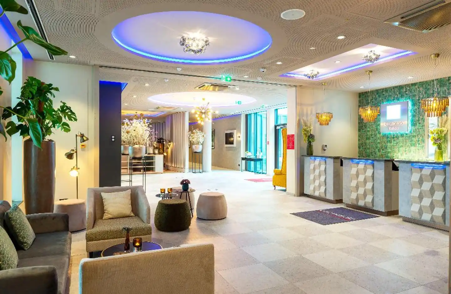 Leonardo Hotel Augsburg Lobby