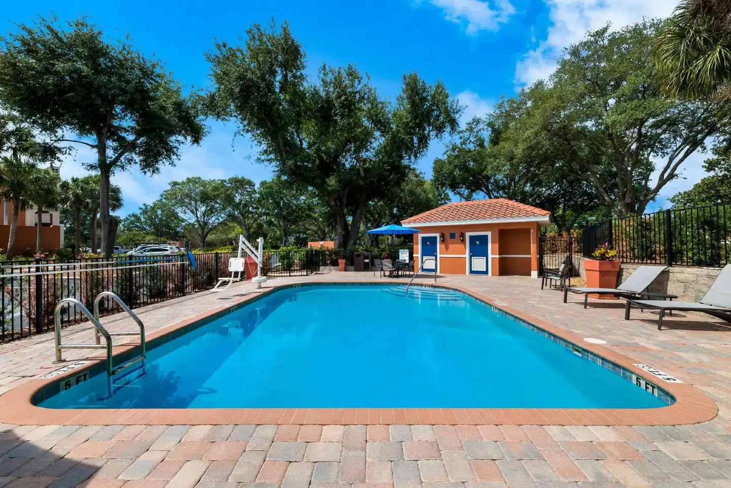 SureStay Plus Hotel by Best Western The Villages Pool