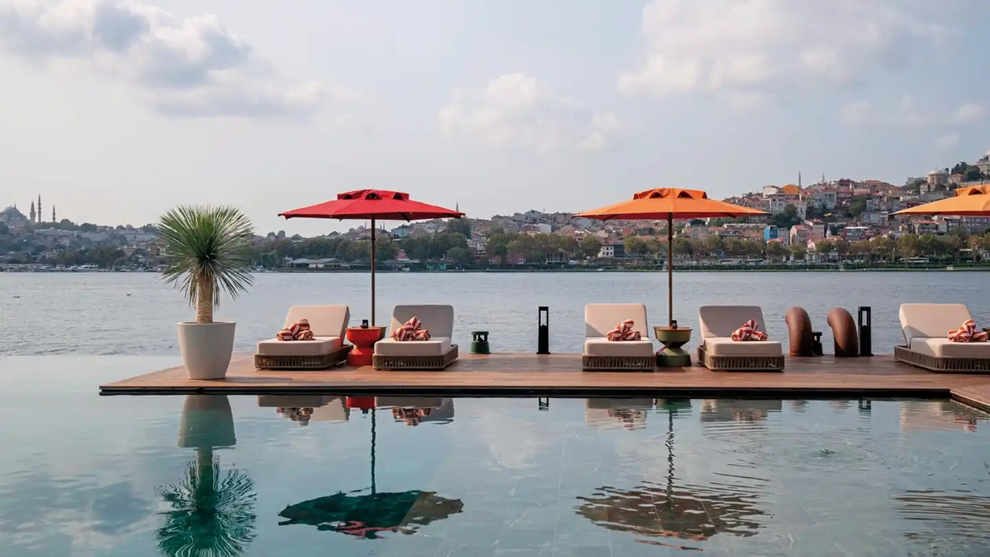 Rixos Tersane Istanbul Pool